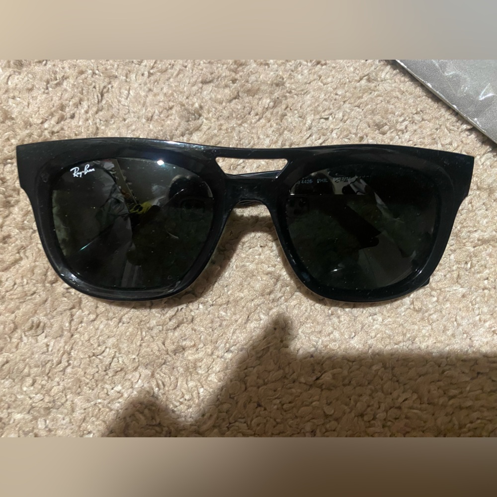 Women’s Ray-Ban Phil Sunglasses